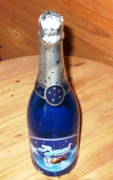 Italian Baci Perugina - empty plasic bottle still sealed for collectors (IBP019)