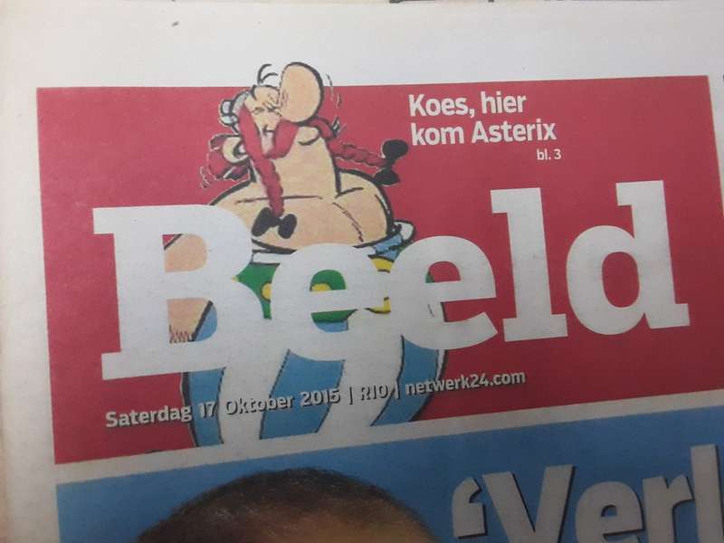 Lot van 5 Koerante Sien scans vir datums ens