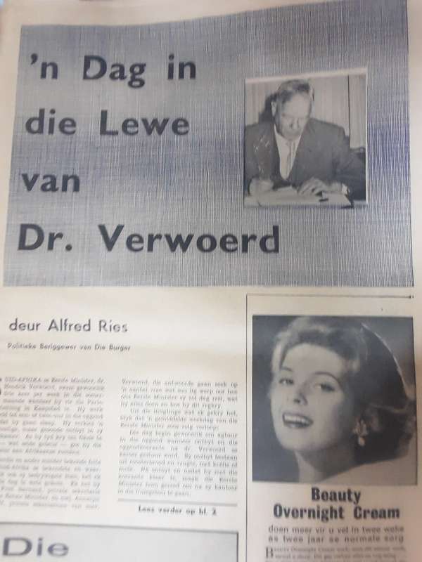 Lot van 5 Koerante - Sien scans vir datums ens (een gratis los bladsy PE Vloedkade)