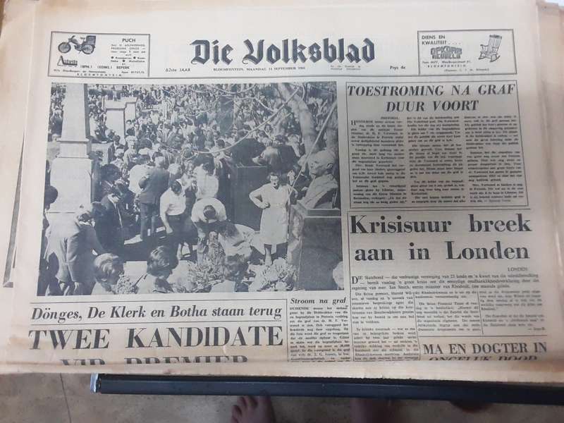 Lot van 5 Koerante - Sien scans vir datums ens