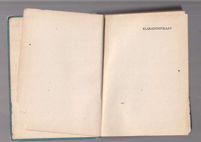 Klaradyn Straat - Mikro - 1947 (b) geteken deur skrywer H Kuhn