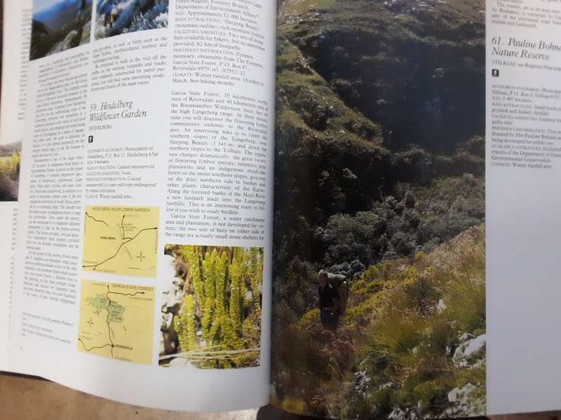 The complete guide to walks & trails in Southern Africa - Jaynee Levy (A)