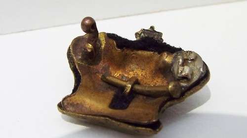 ROYAL CROWN BADGE