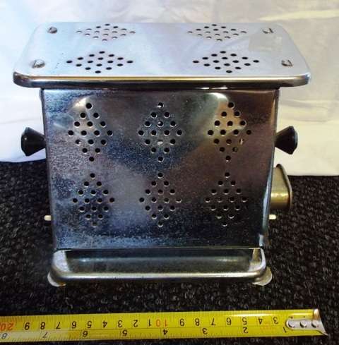 VINTAGE Collectable  Metal Toaster