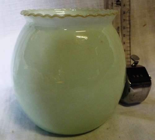 STUNNING VASELINE GLASS VASE