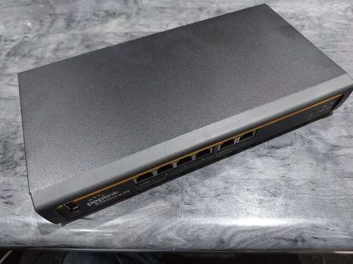 Peplink Balance20 dual-WAN load-balancing router