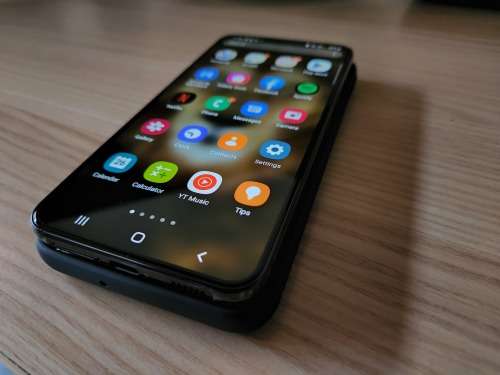 Samsung Galaxy S22 5G (256GB DS / BLK)
