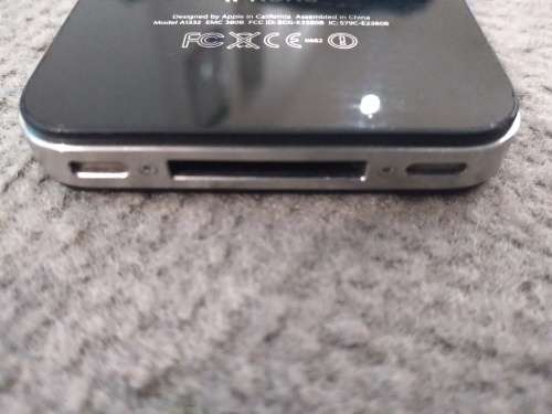 Apple iPhone 4 32GB Black