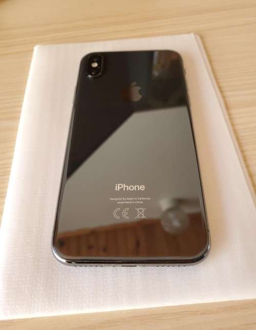 Apple iPhone x 64GB Space Grey