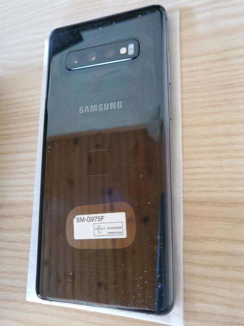 Samsung Galaxy S10 Plus (128GB / Prism Black)