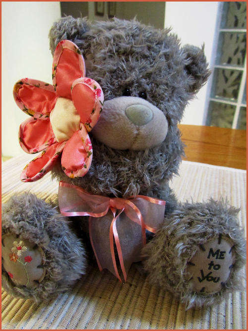 Cutest vintage collectable teddy bear (+/- 20cm) 'Me to You'