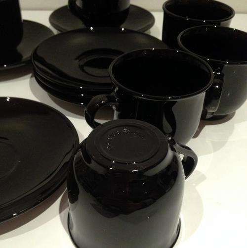 **RARE** ARCOROC (FRANCE) - 12 PIECE EXPRESSO SET - PERFECTION!