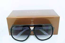 GUCCI... Retro Aviator sunglasses (with box and pappers) Normal Retail R2999