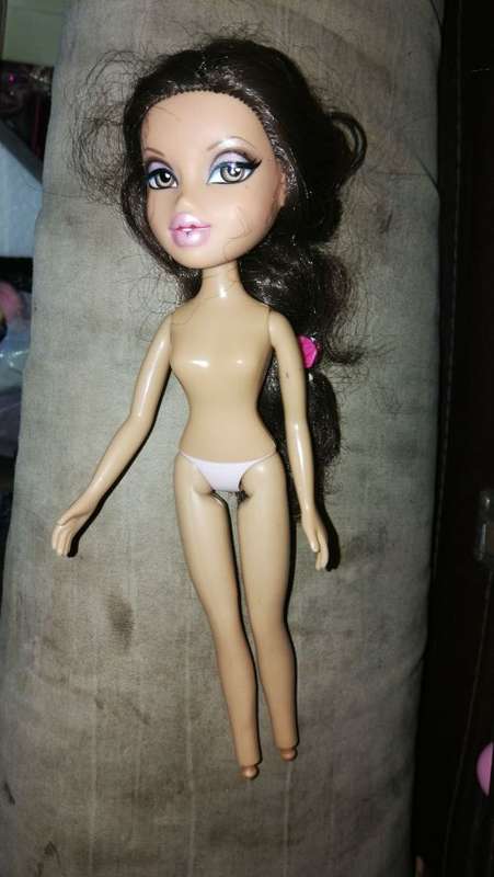 MGA Bratz Doll - Pretty Doll with dark hair 2