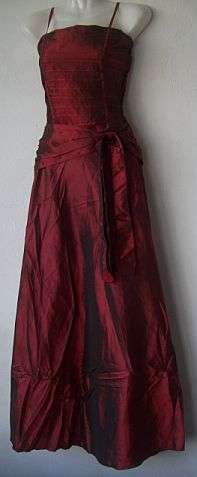 Elegant Maroon Dress - 34