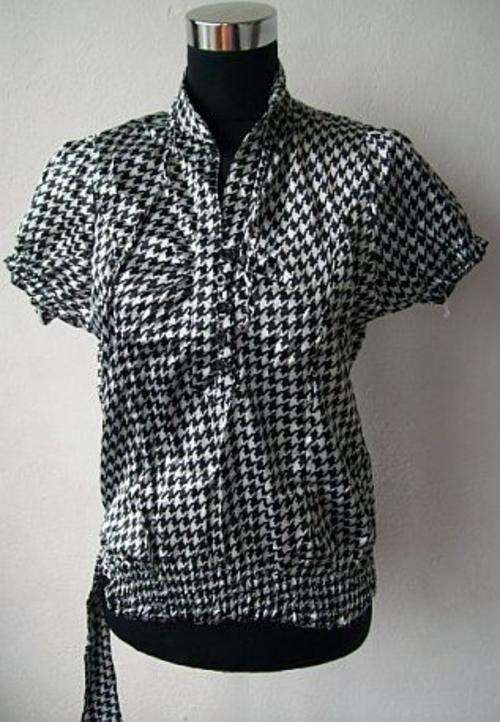 Beautiful Satin Top  - sizes available : 34 to 38