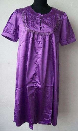 Morning Gown - Size 34/36