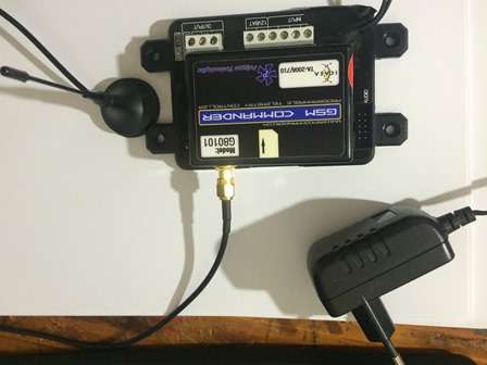 GSM Commander SMS Commander with aerial