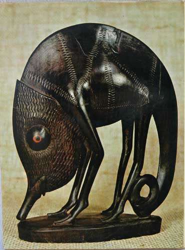 MODERN MAKONDE ART -- Jorn Korn
