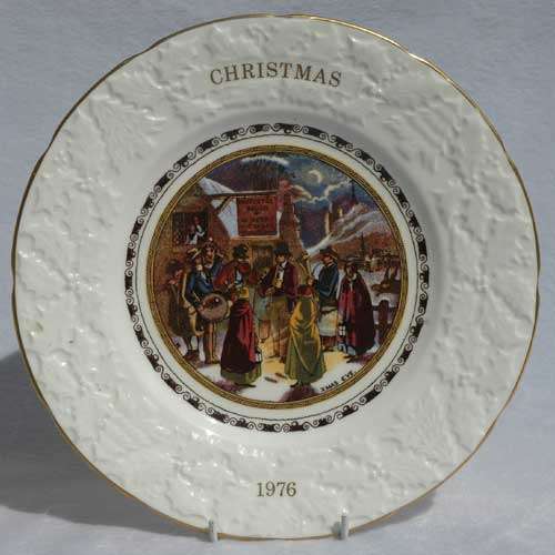 Christmas 1976. Coalport. Wallplate.