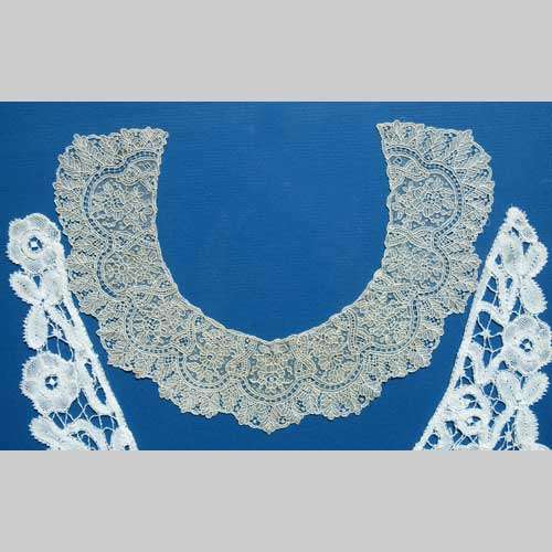 top right collar