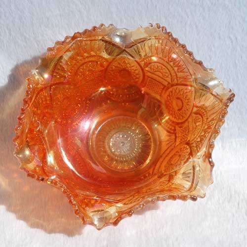 CARNIVAL GLASS BOWL (5 inch). Imperial USA. 'Twins' pattern. Marigold / clear