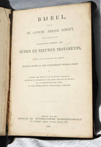 Bijbel, dat is de Gansche Heilige Schrift Vervattende al de Kanonieke Boeken des Ouden en Nieuwen..