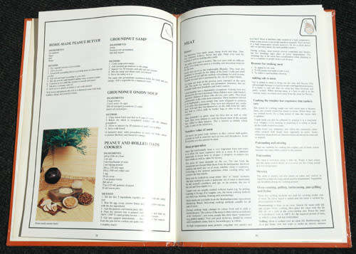 Ga Lowe : Our Place of Origin - Batswana Customs and Traditional Recipes - Masibi, Coetzee (Signed)