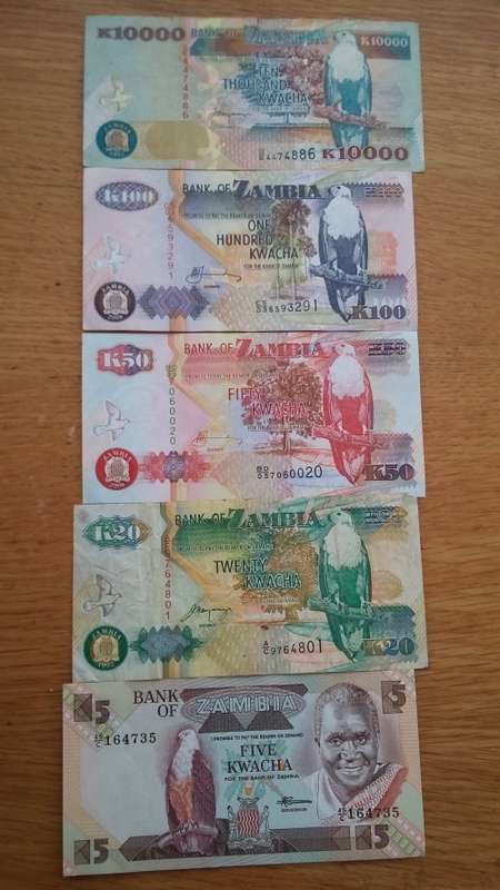 5x World Notes  From Zambia The 5 Kwacha Notes Is Scares As Per Photo