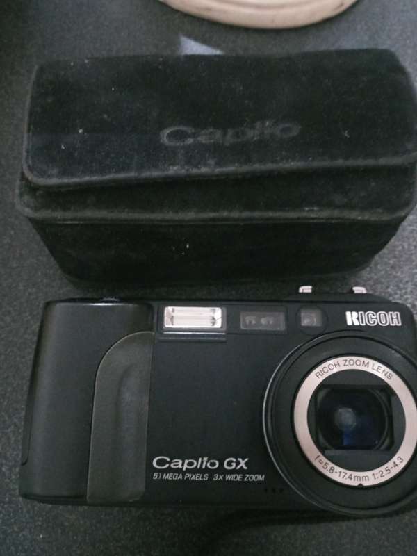 Stunning Ricoh Caplio GX camera[SOLD AS IS]