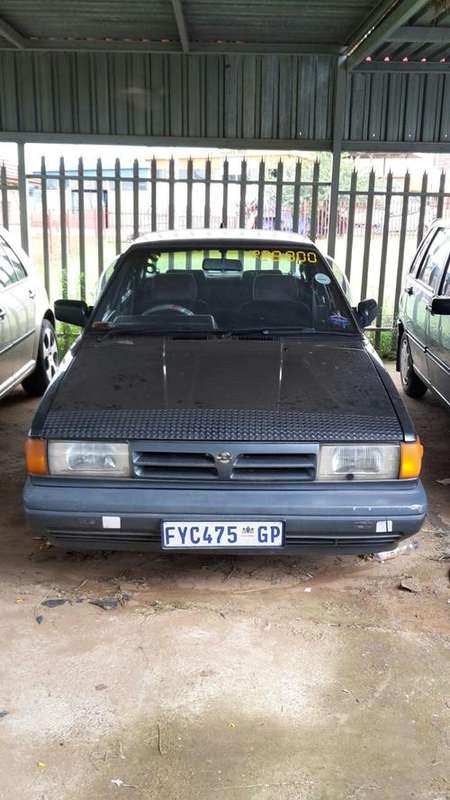 NISSAN SENTRA BOX SHAPE POPULAR MODEL