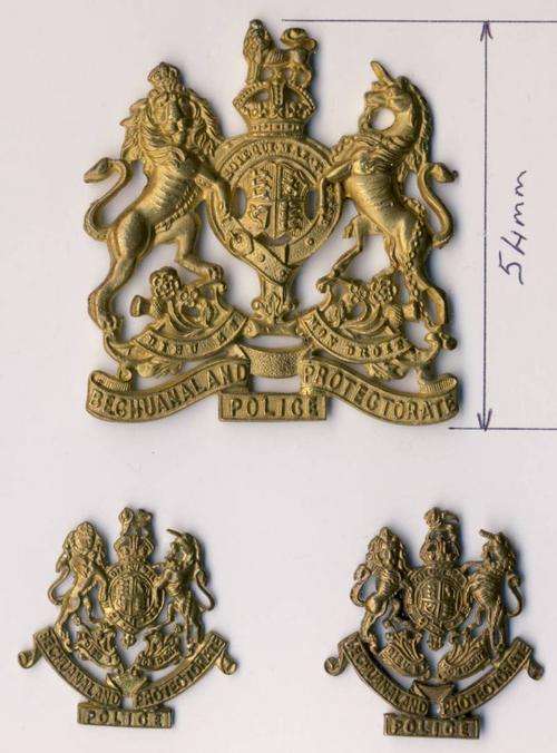 F4941 - Bechuanaland Protectorate Police CAP BADGE + COLLAR PAIR (Owen 3651 to 3653) - RARE!!!