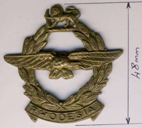 F4951 - Southern Rhod. Air Force (Owen 3082) CAP BADGE (Wide Wreath) WWII - RARE!!!