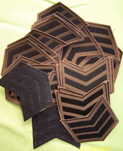 F5707 - **CLEARANCE** LOT OF 14 PAIRS - SANDF Army Sergeant Rank Badges - ORIGINAL