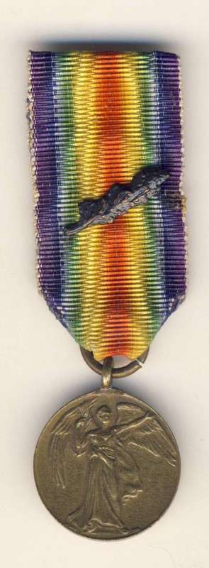 28 - Miniature Victory Medal 1914 to 1919