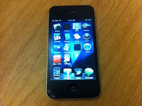 iPhone 4 16Gb Like Excellent Condition Complete in the Box