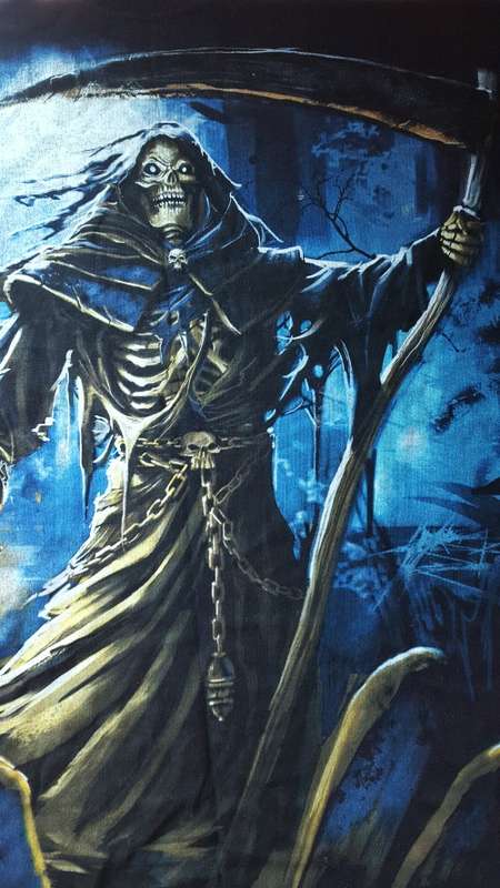 Grim Reaper Night Time Graveyard Scene Painted Art Style 2XL Cotton T-Shirt
