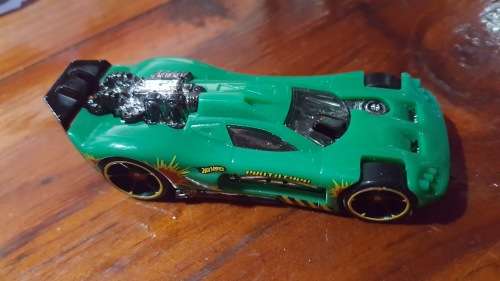 Hot Wheels - Spine Buster