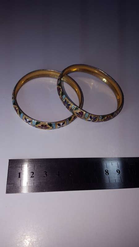 Costume Jewellery Bangle (x2)