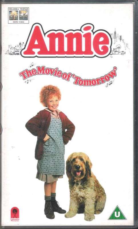 Annie (1982) [VHS]