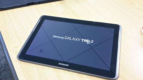 Samsung Galaxy Tab2 32GB 10.1 P5100 Cellular and Wifi