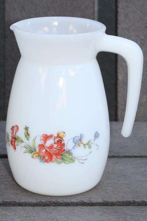 Arcopal Milk Jug