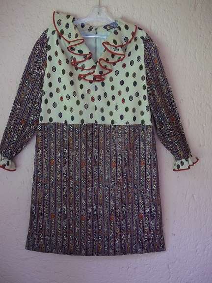 A RENA BOTOULAS CREATION - MAROON AND CREME FULLY LINED DAY DRESS - PLUS SIZE