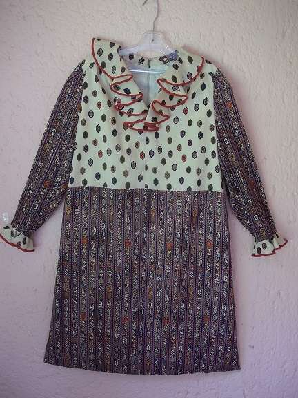 A RENA BOTOULAS CREATION - MAROON AND CREME FULLY LINED DAY DRESS - PLUS SIZE