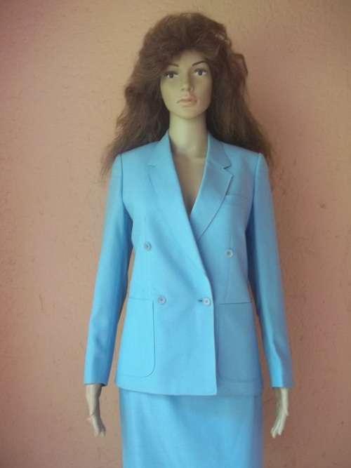MISS CASSIDY VINTAGE - 3 PIECE LINEN SUIT COMPRISING JACKET, SKIRT AND PANTS - Size 32