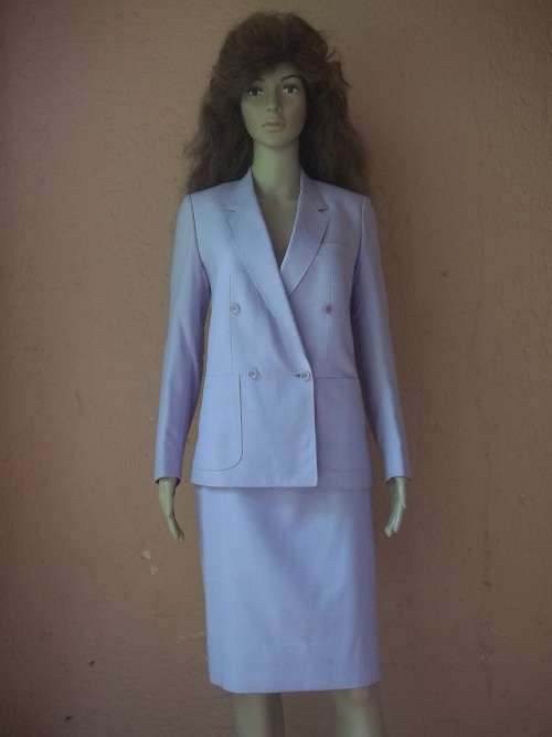MISS CASSIDY VINTAGE - 3 PIECE LINEN SUIT COMPRISING JACKET, SKIRT AND PANTS - Size 32