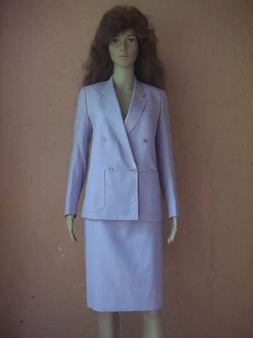 MISS CASSIDY VINTAGE - 3 PIECE LINEN SUIT COMPRISING JACKET, SKIRT AND PANTS - Size 32