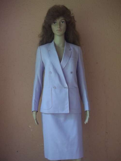 MISS CASSIDY VINTAGE - 3 PIECE LINEN SUIT COMPRISING JACKET, SKIRT AND PANTS - Size 32