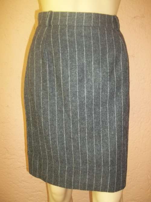 CHARCOAL GREY CHALK STRIPED WINTER SUIT FROM TRUWORTHS - Size 32