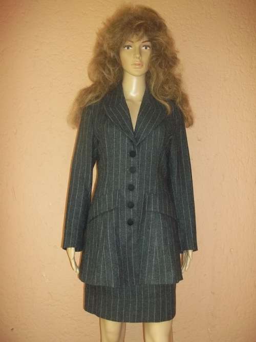 CHARCOAL GREY CHALK STRIPED WINTER SUIT FROM TRUWORTHS - Size 32